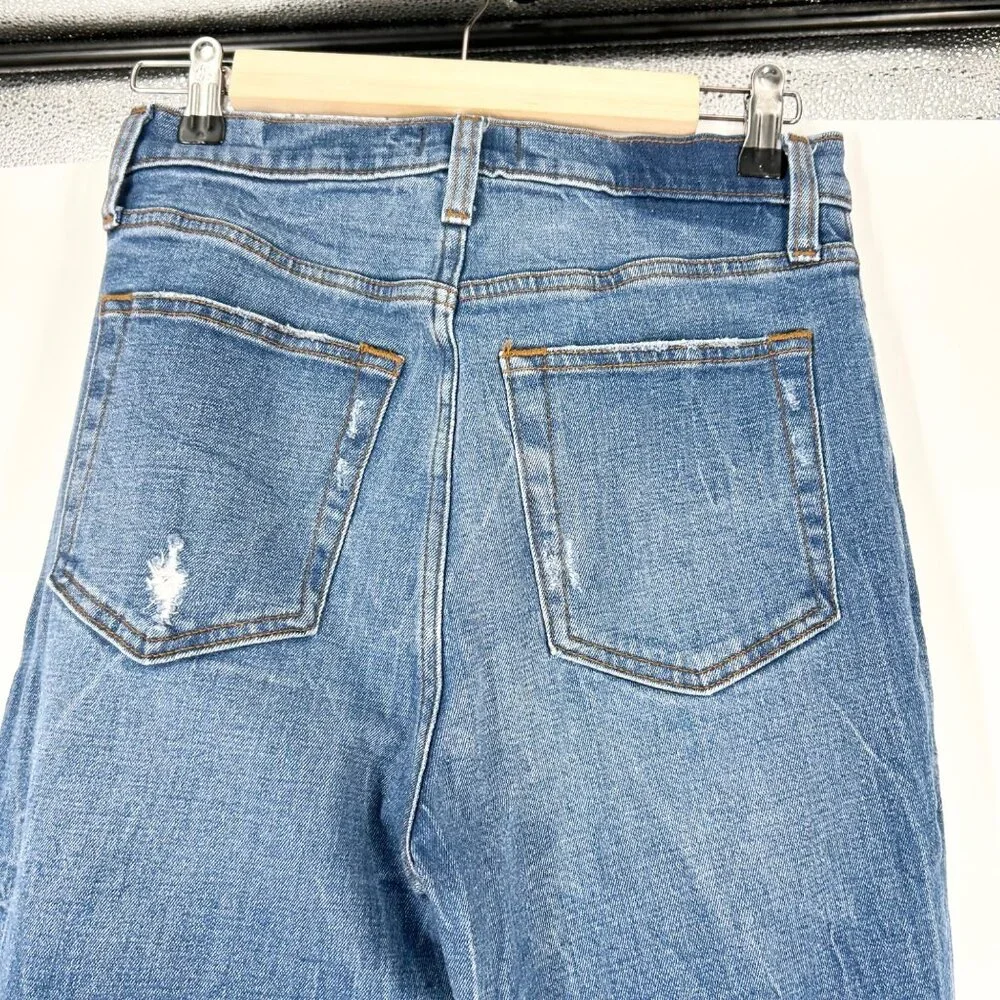 Abercrombie & Fitch Ultra High Rise Straight Distressed Jeans - Picture 4 of 5